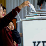 Voters in Indonesia choose to remove President Jokowi, and candidates demand a fair election